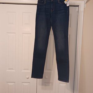 #311 - NWT Old Navy Blue Mid-Rise Jeans Size 2